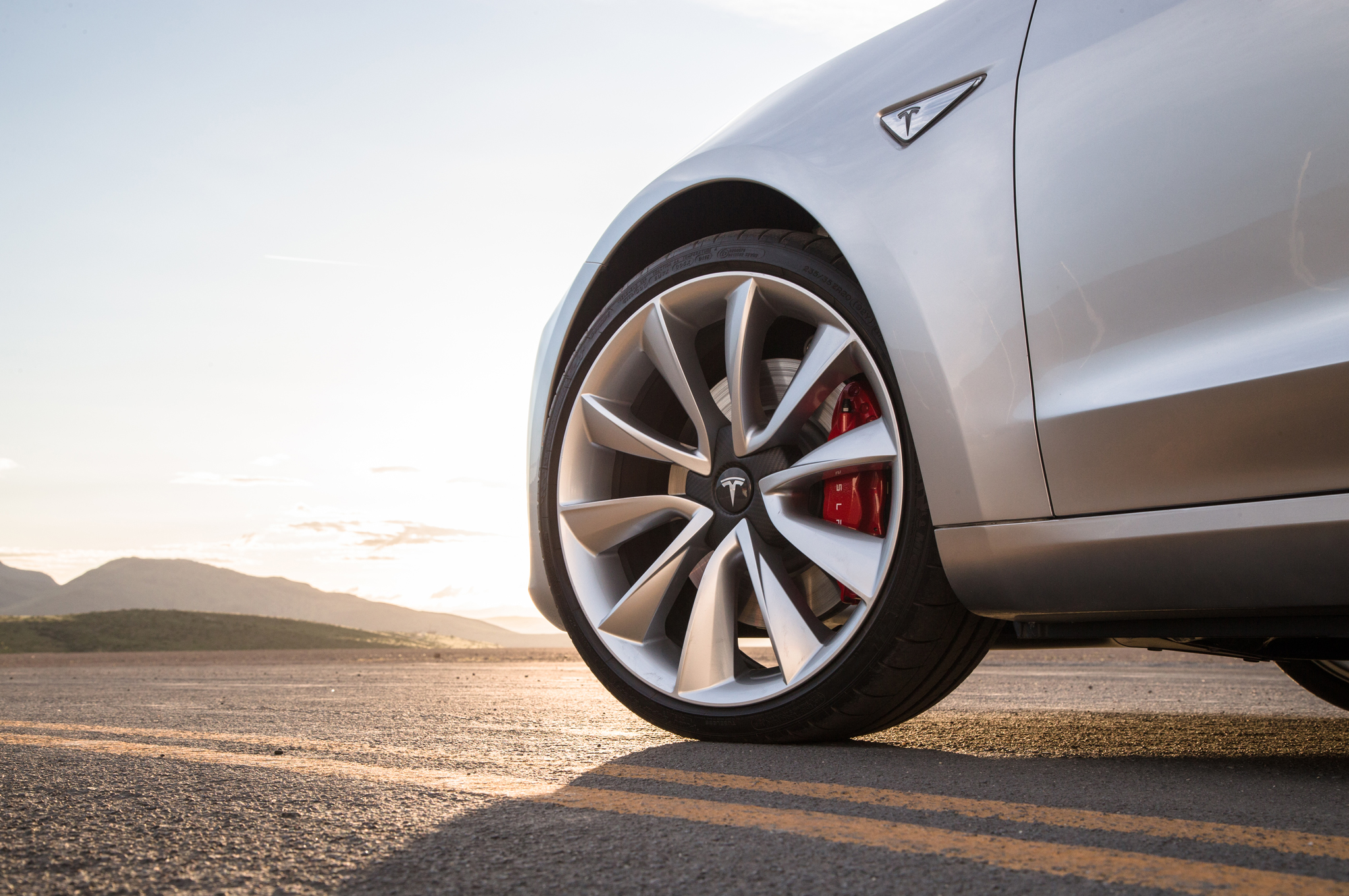 Why are tesla tires so expensive - 3 important tips