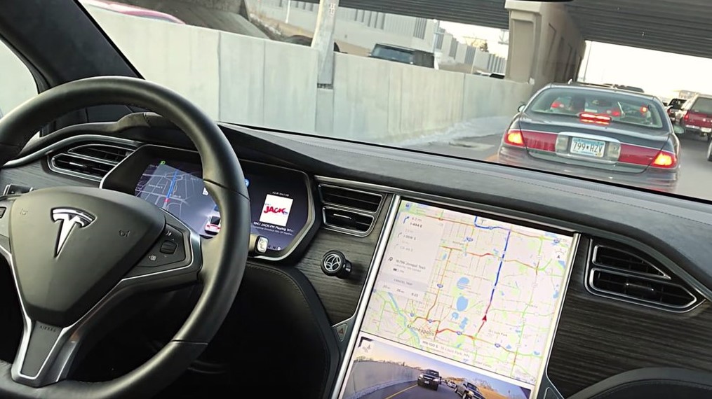Does Tesla Use Google Maps: 4 Best Tips & Helpful Guide