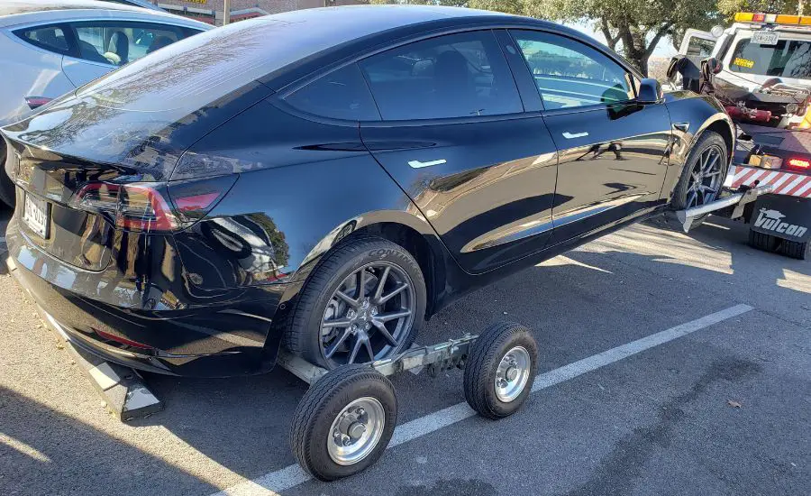 can you flat tow a tesla 3