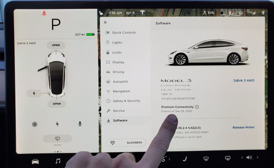 what is premium connectivity tesla package 4