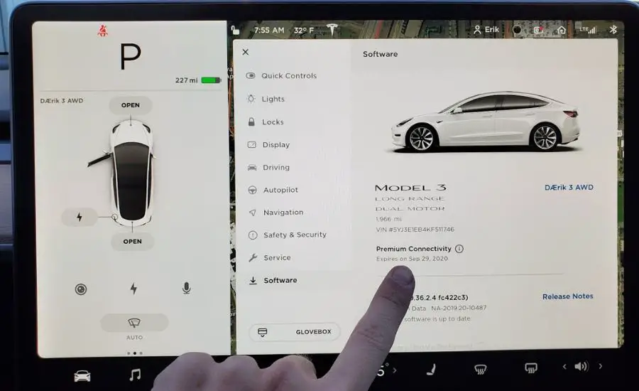 what is premium connectivity tesla package 4